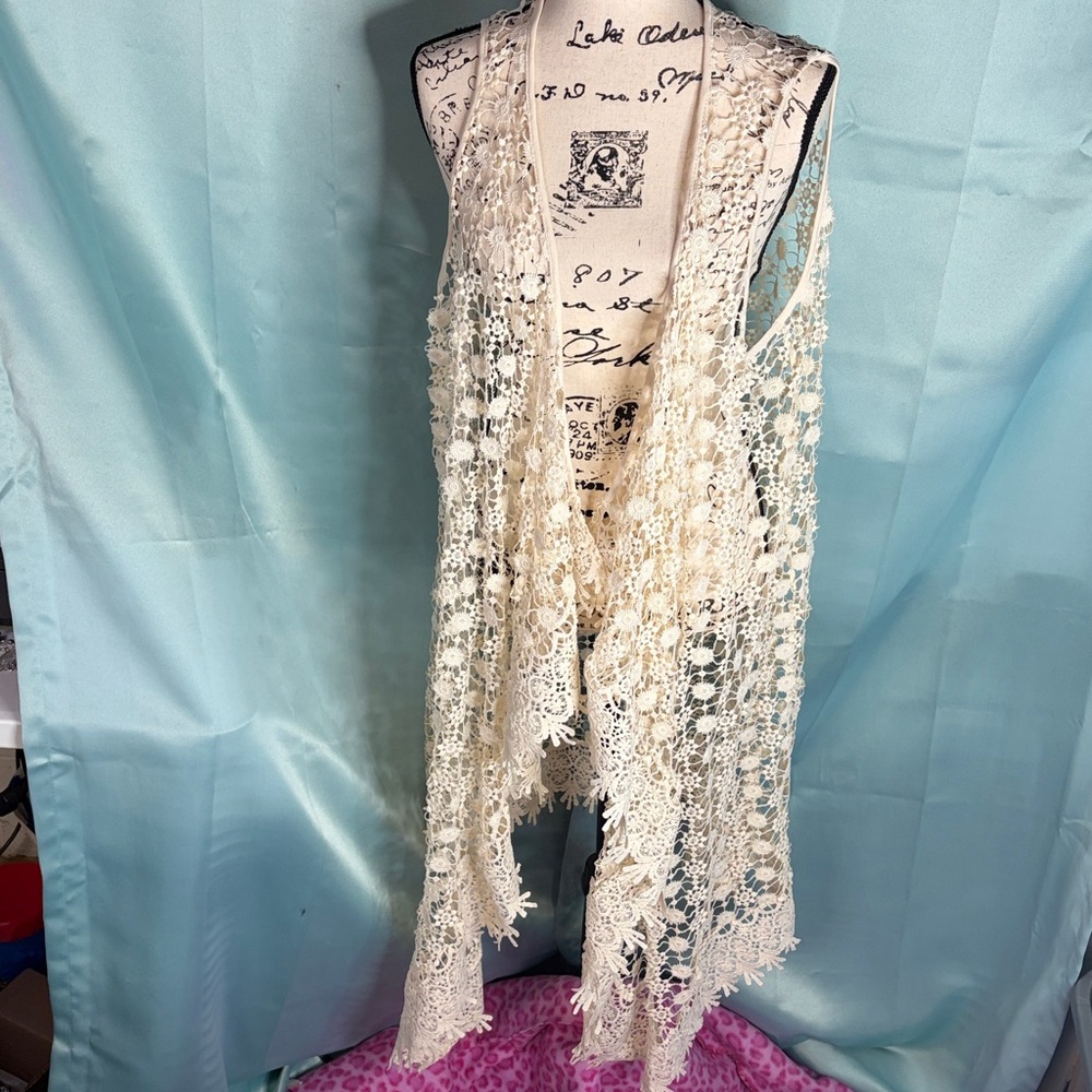 Vintage Cato Long Bohemian Cream Lace Vest Drape French market cottagecore